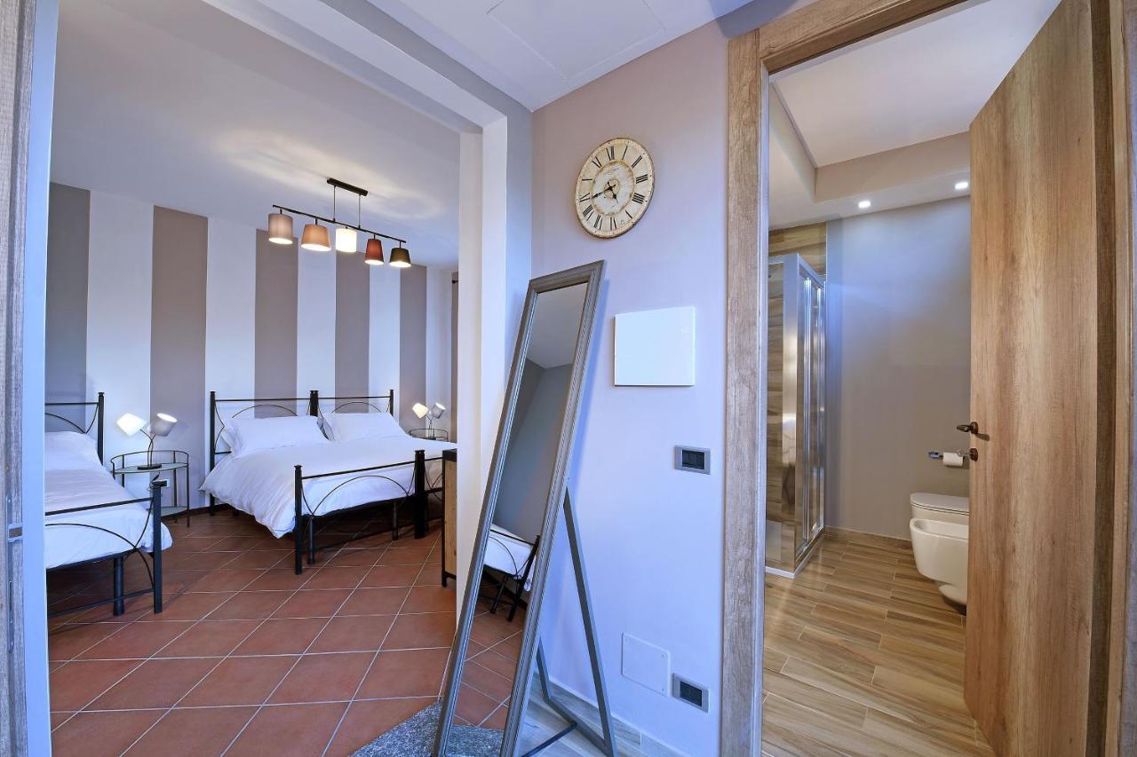 Panoramic Villa Garassino - Country Rooms And Fine Restaurant Treiso Exterior foto