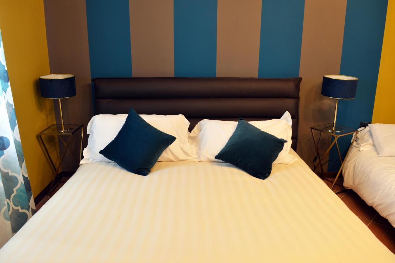 Panoramic Villa Garassino - Country Rooms And Fine Restaurant Treiso Exterior foto