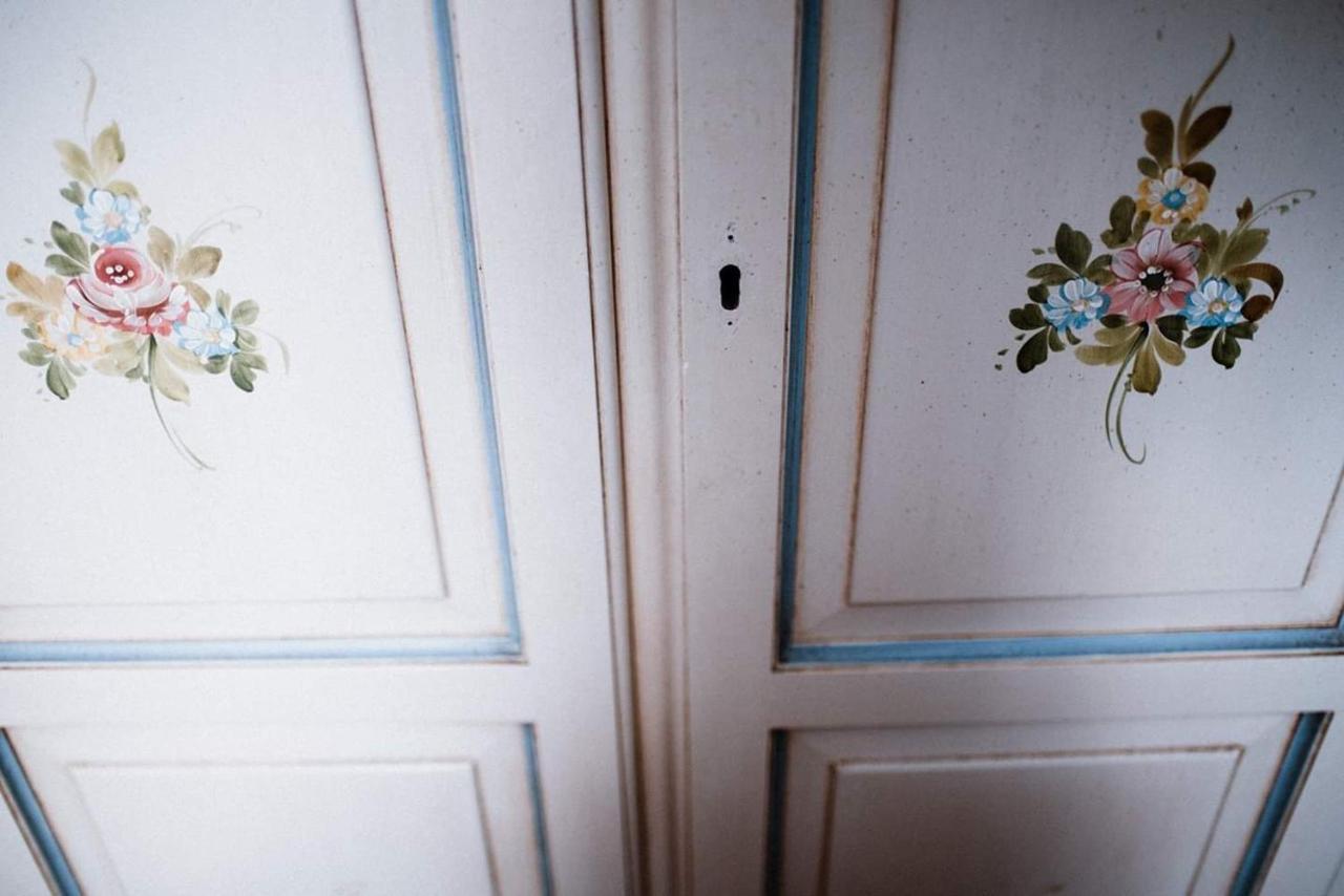 Panoramic Villa Garassino - Country Rooms And Fine Restaurant Treiso Exterior foto