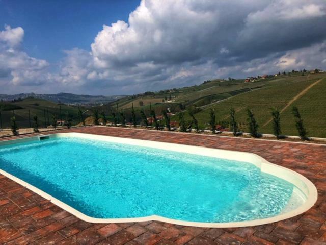 Panoramic Villa Garassino - Country Rooms And Fine Restaurant Treiso Exterior foto